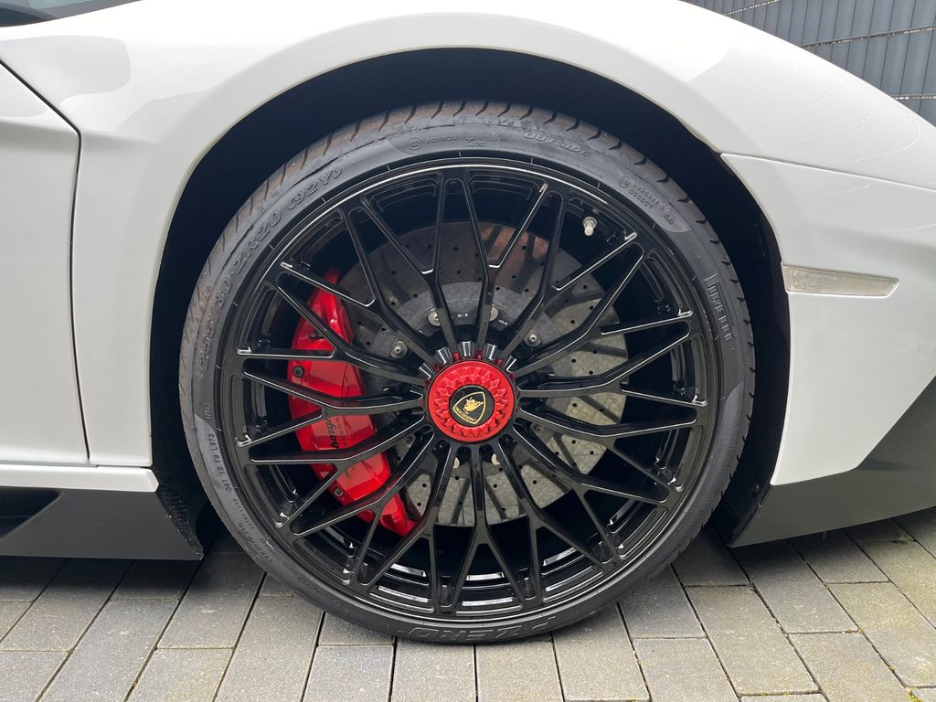 Lamborghini Aventador 2016