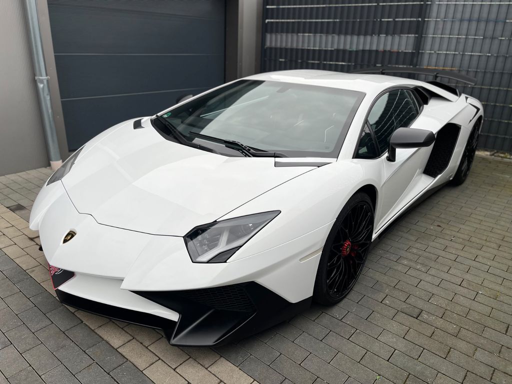 Lamborghini Aventador 2016