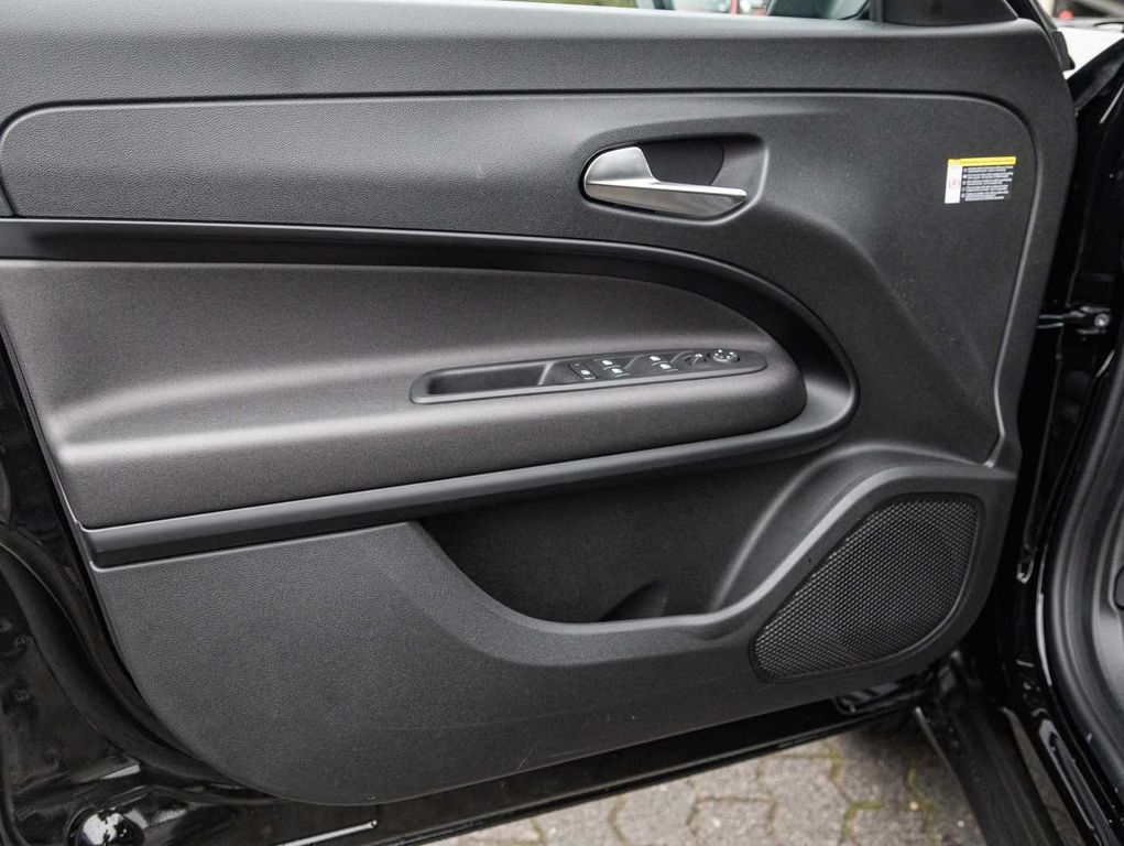 Alfa Romeo Junior 2025