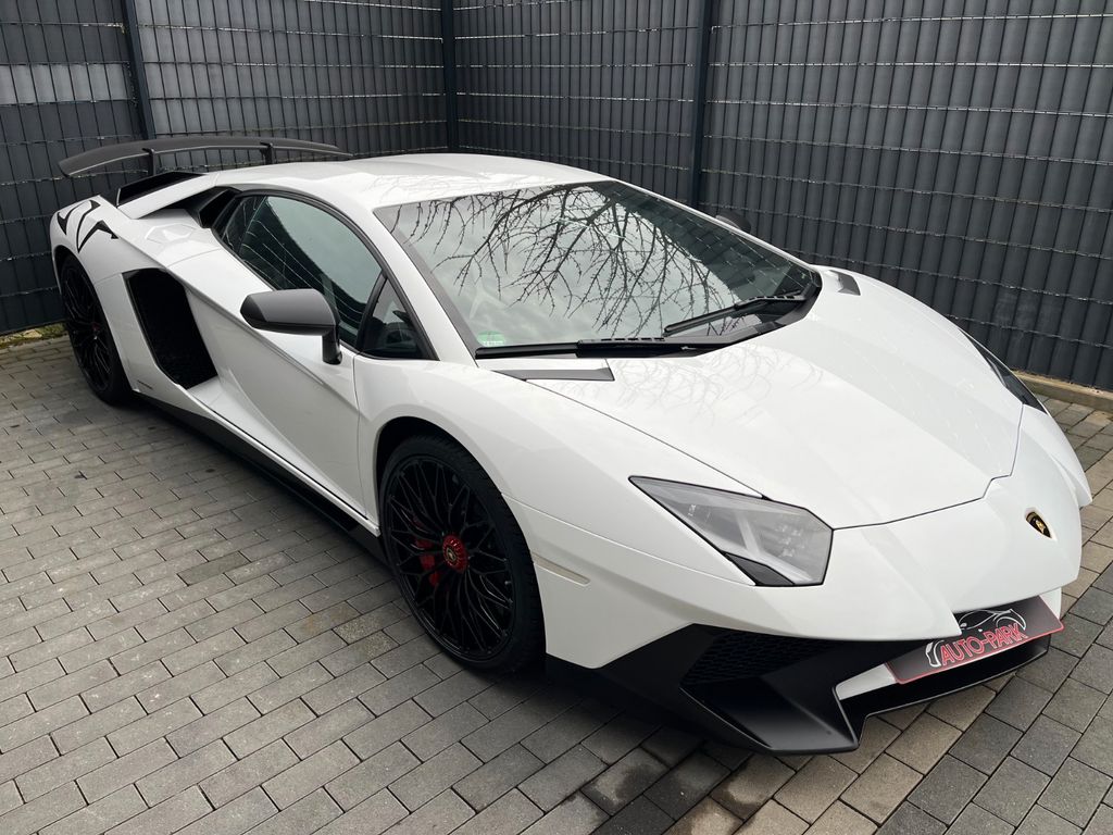 Lamborghini Aventador 2016