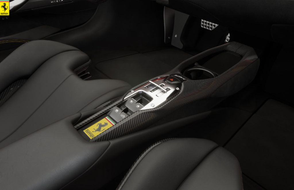 Ferrari 296 GTB 2025