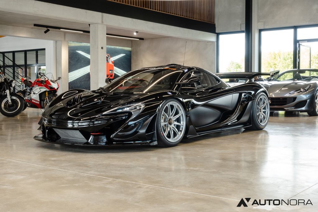 McLaren P1 2016