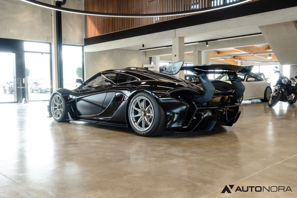 McLaren P1 2016