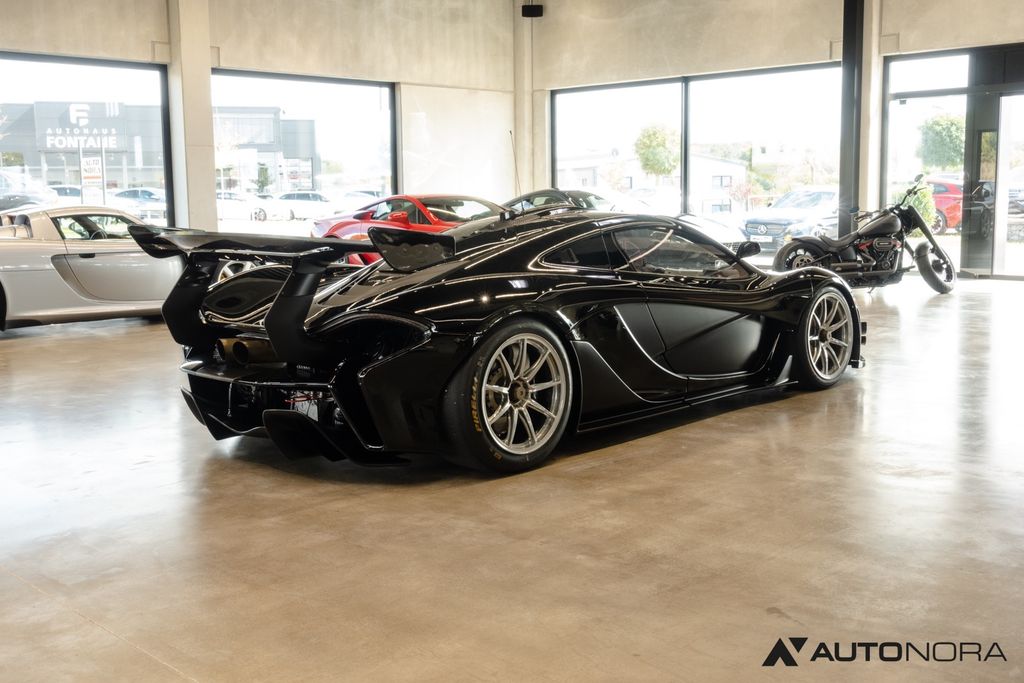 McLaren P1 2016
