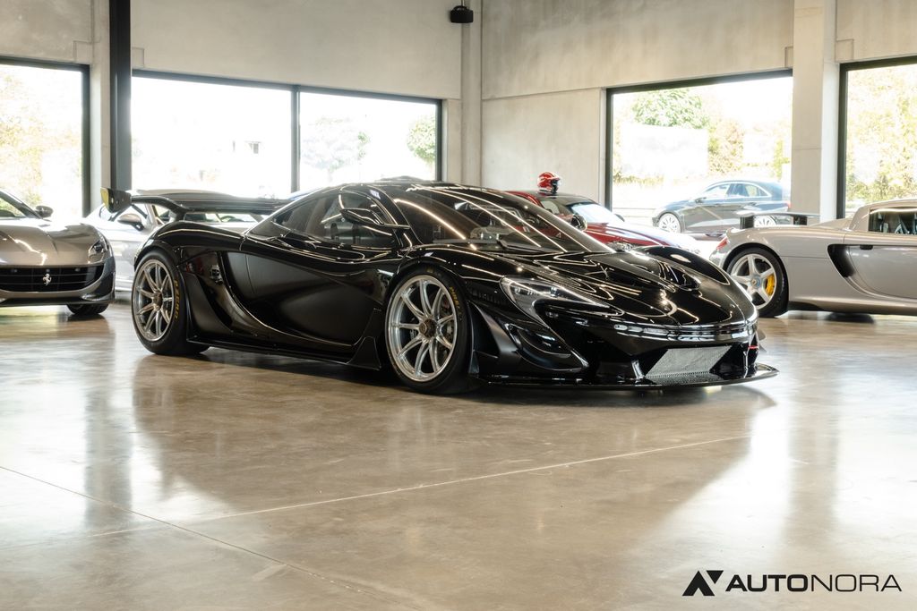 McLaren P1 2016