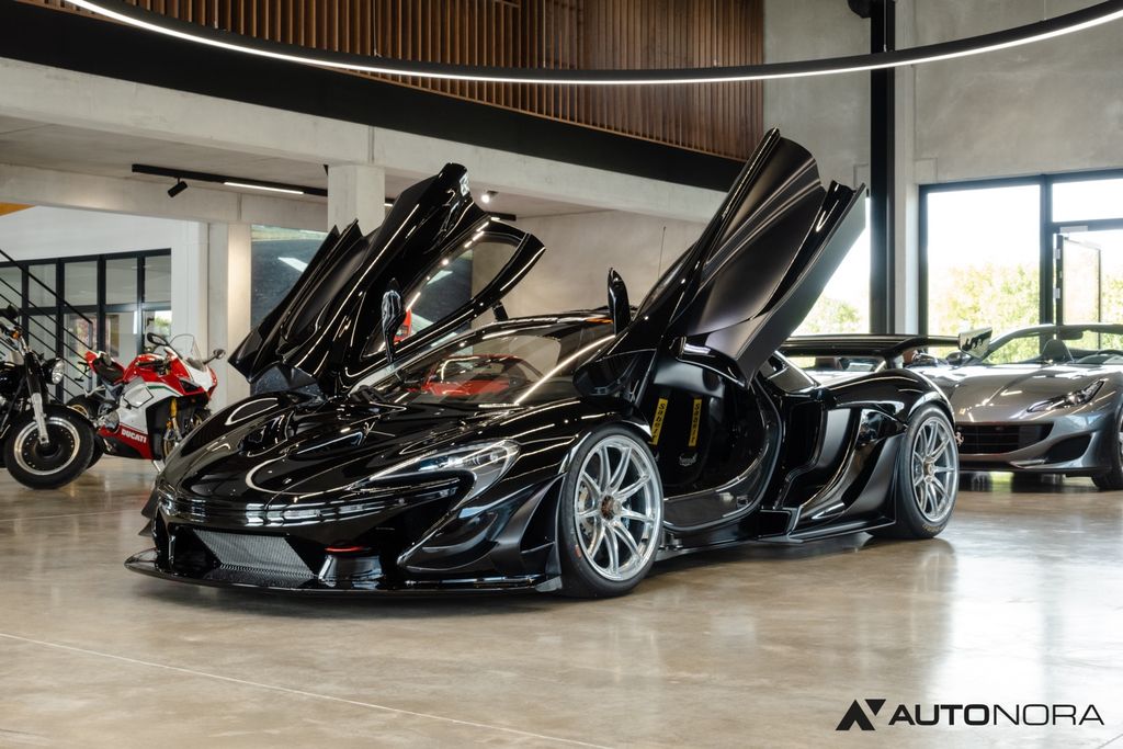 McLaren P1 2016