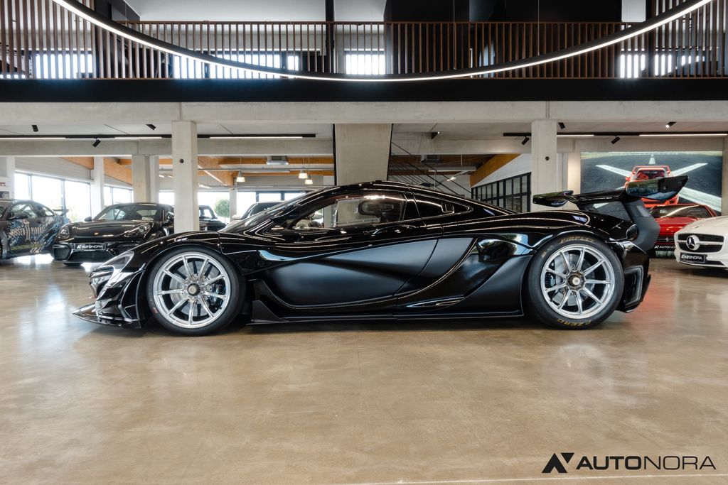 McLaren P1 2016