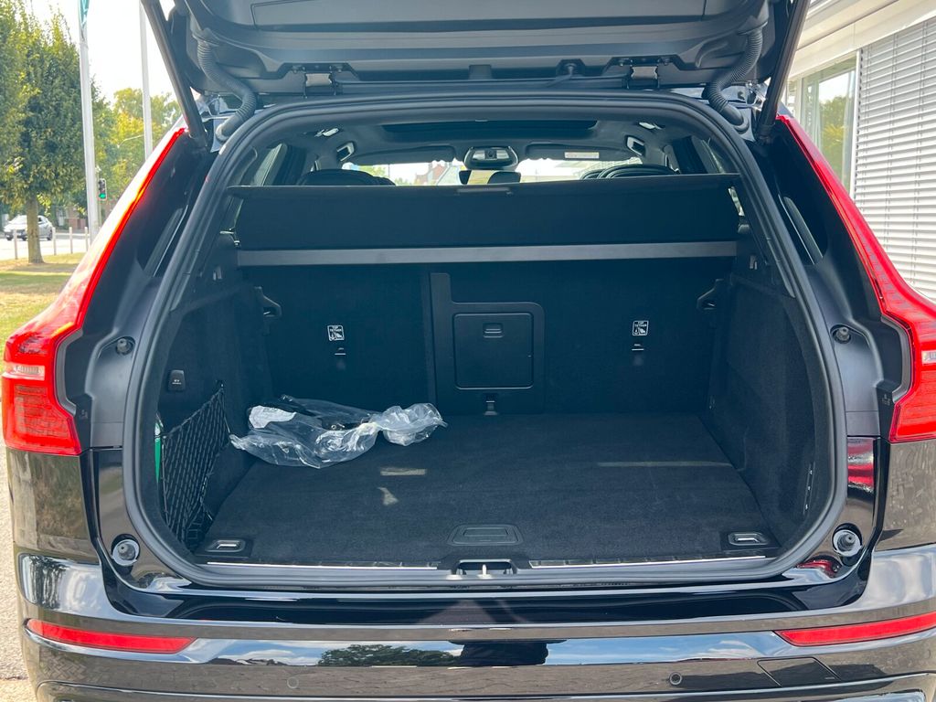 Volvo XC60 2025