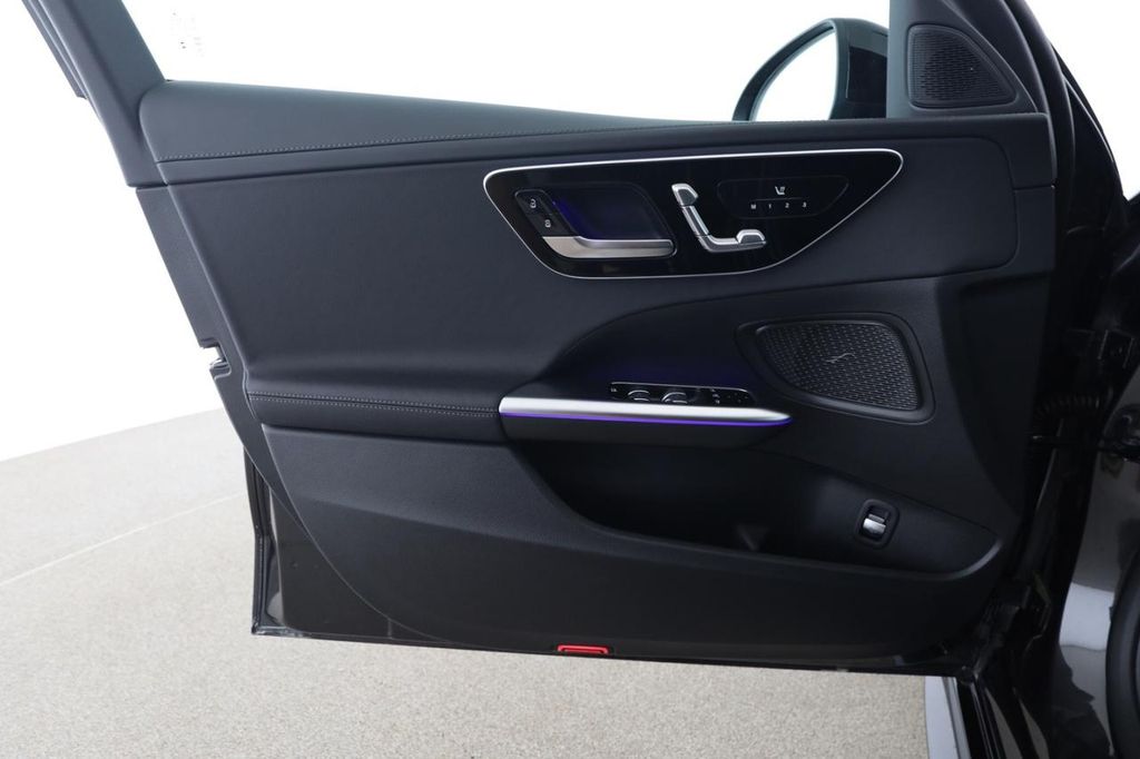 Mercedes-Benz C 220 2025