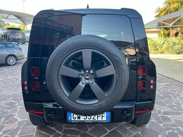 Land Rover Defender 2024