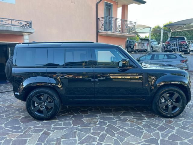 Land Rover Defender 2024