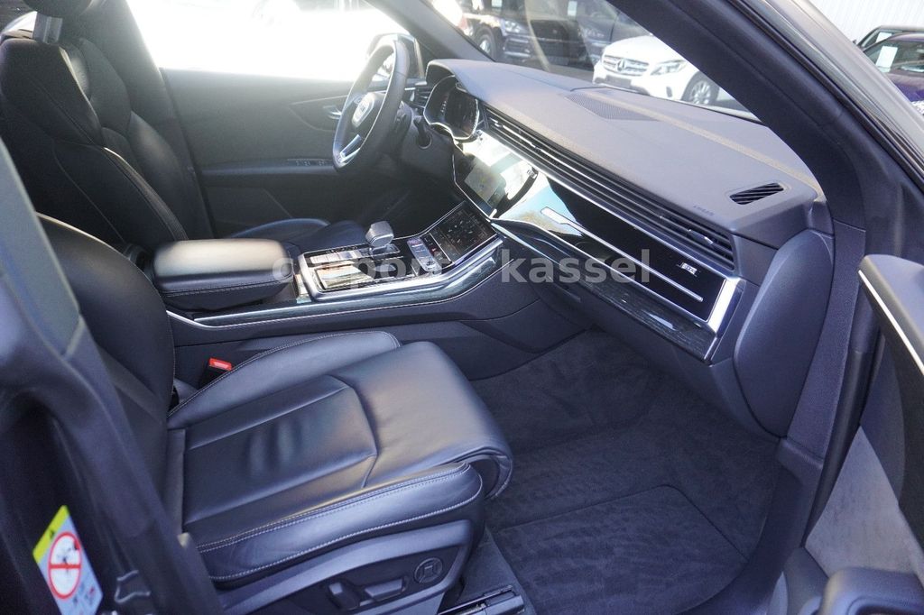 Audi SQ8 2020
