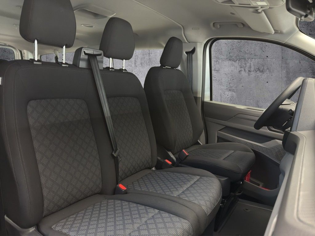 Volkswagen T7 Kombi
