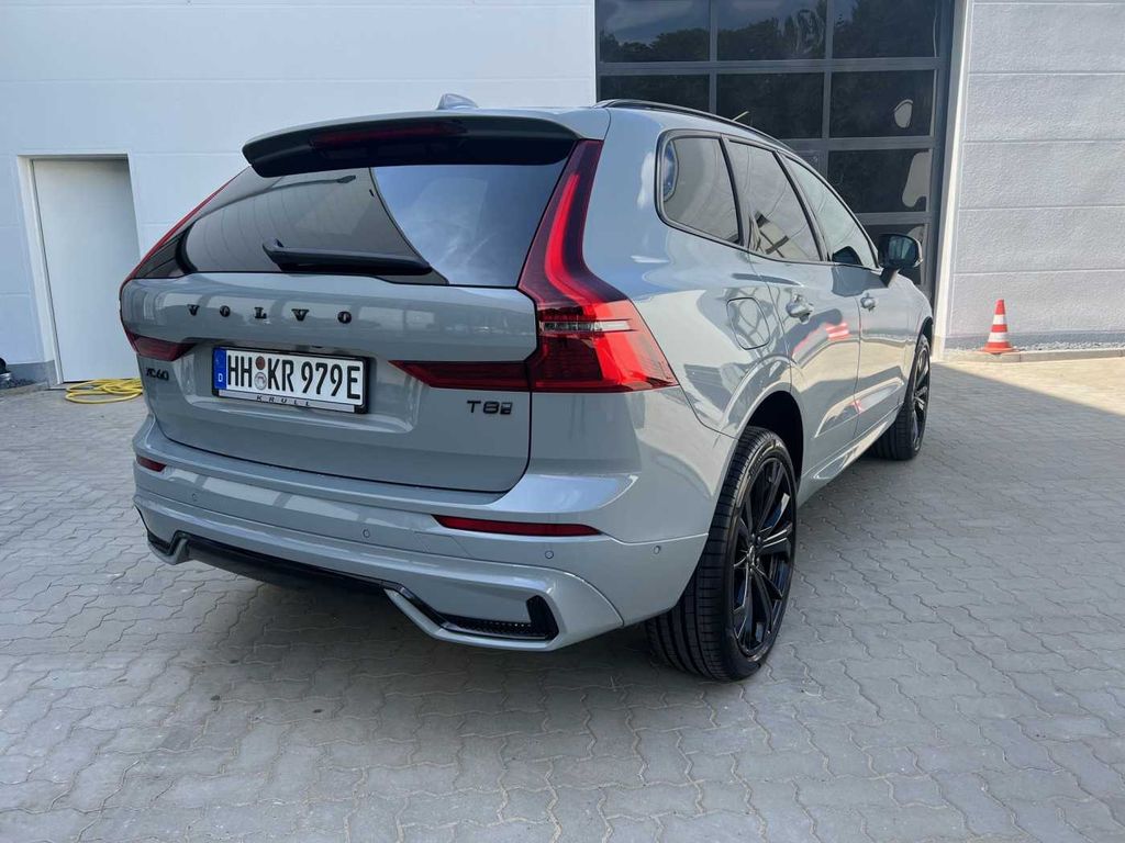 Volvo XC60 2025