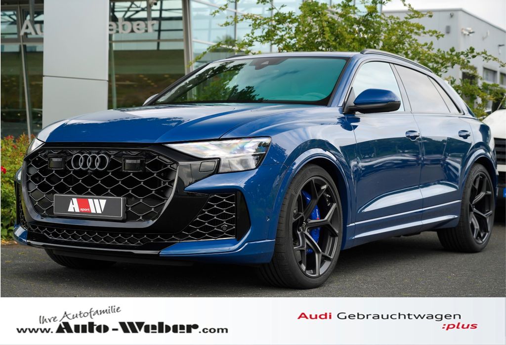 Audi RSQ8