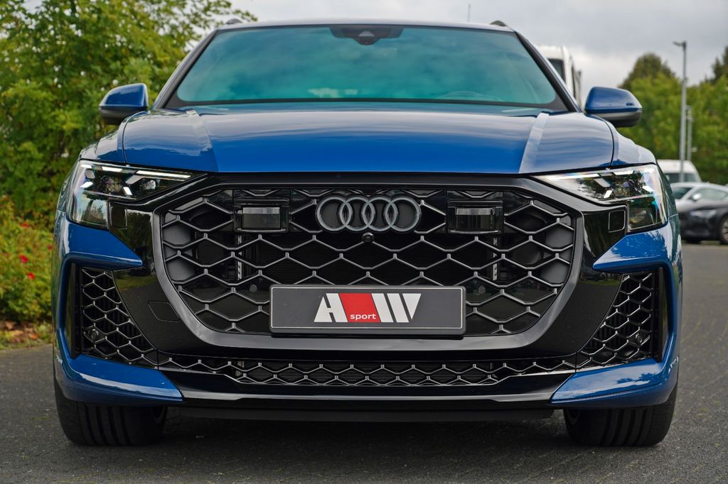Audi RSQ8 2025