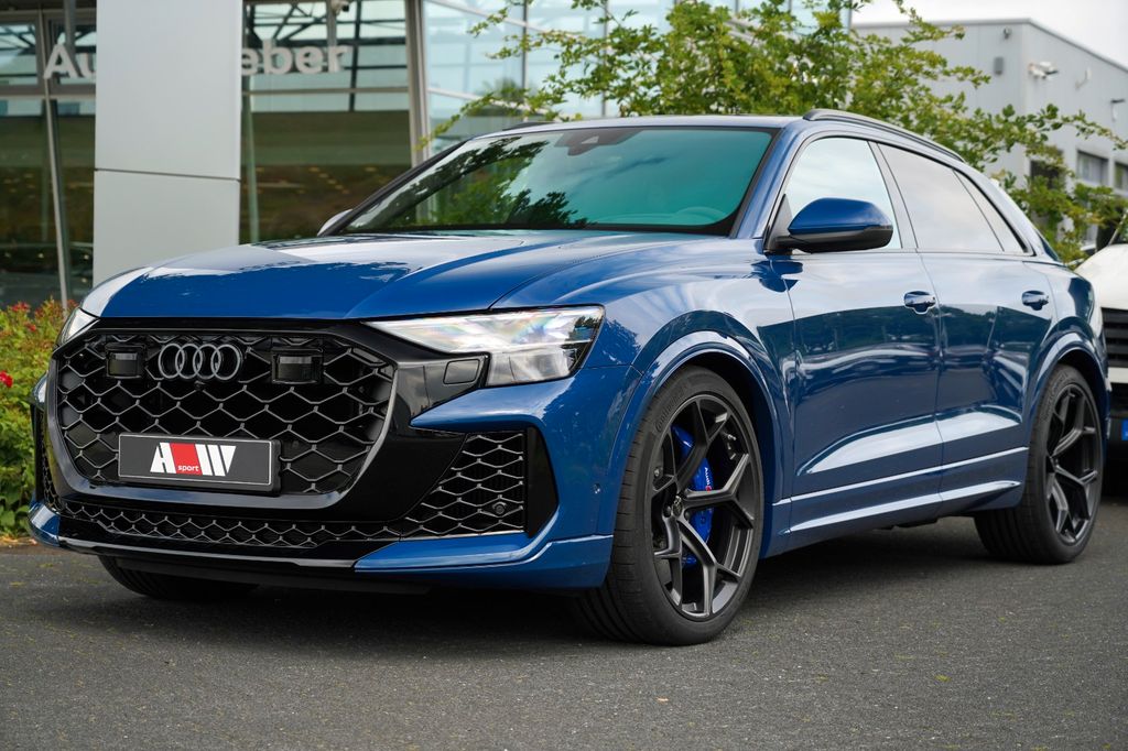 Audi RSQ8 2025