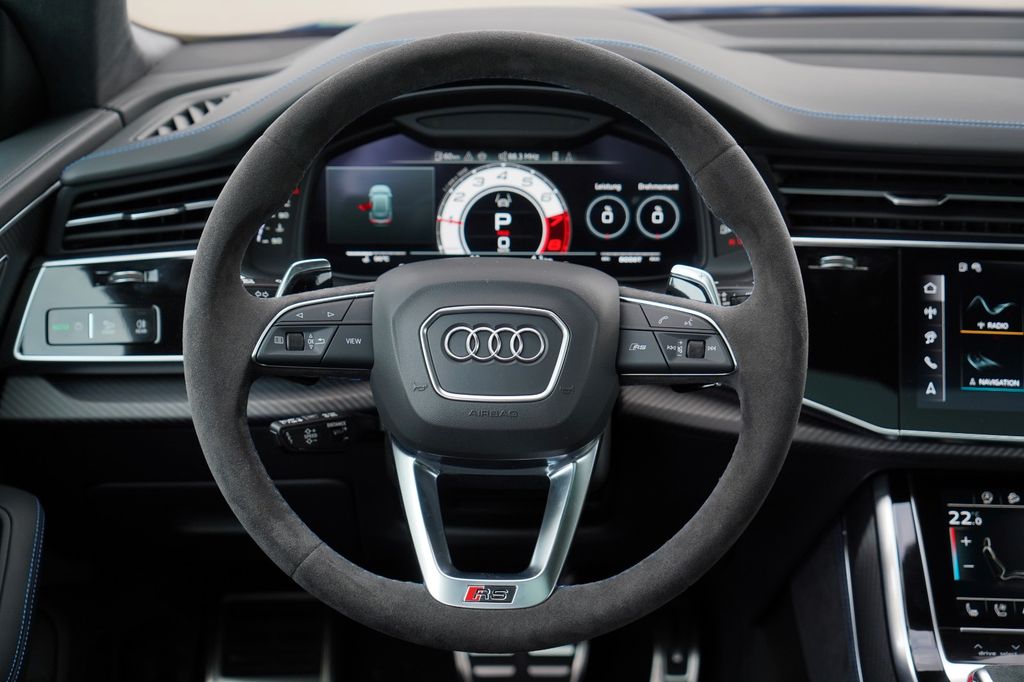 Audi RSQ8 2025
