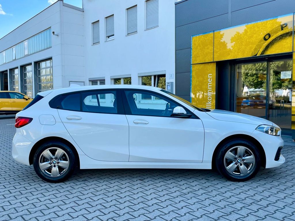 BMW 116 2024