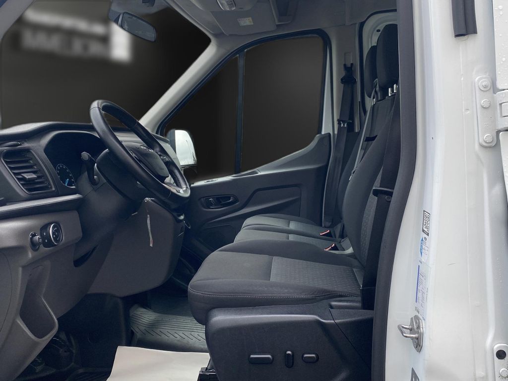 Ford Transit 2021