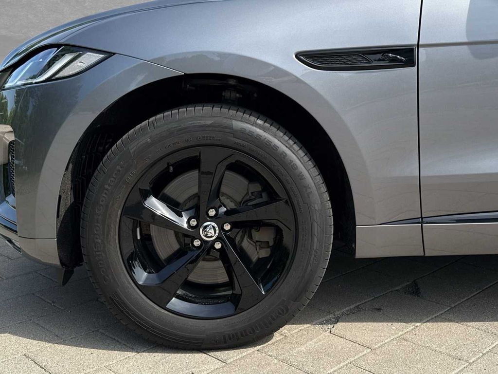Jaguar F-Pace 2023