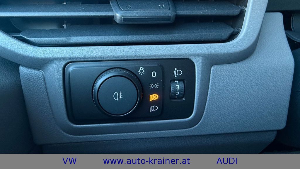 Volkswagen T7 Transporter 2025