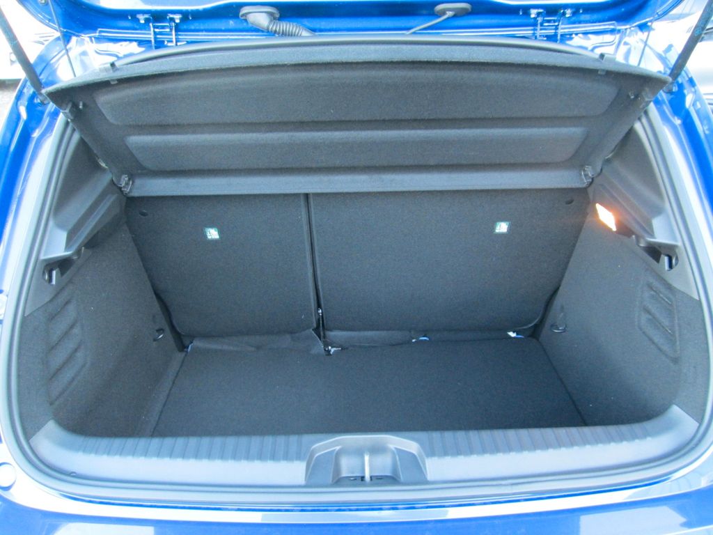 Mitsubishi Colt 2025