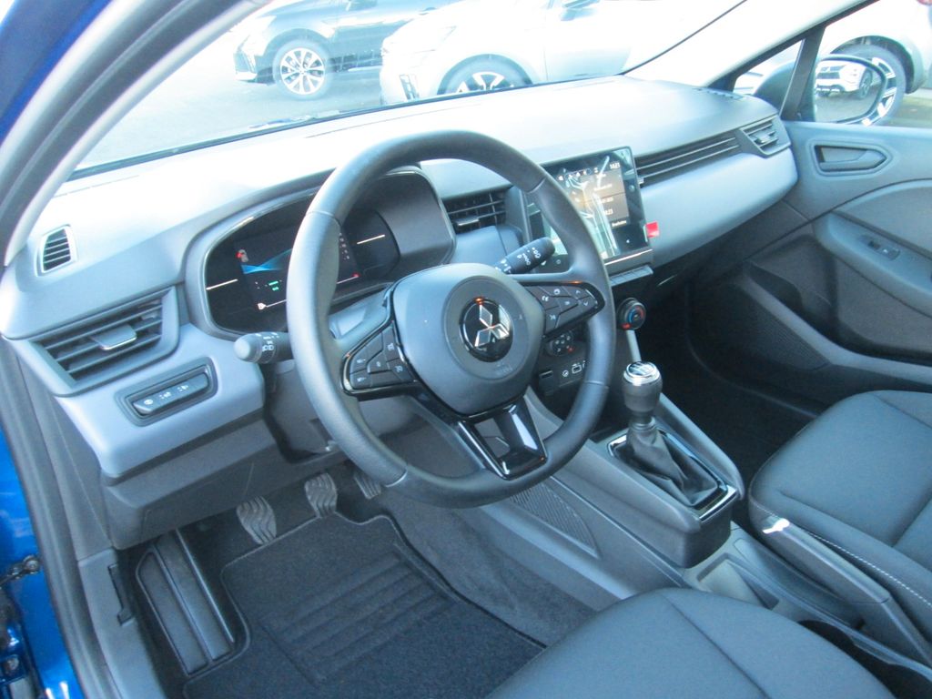 Mitsubishi Colt 2025