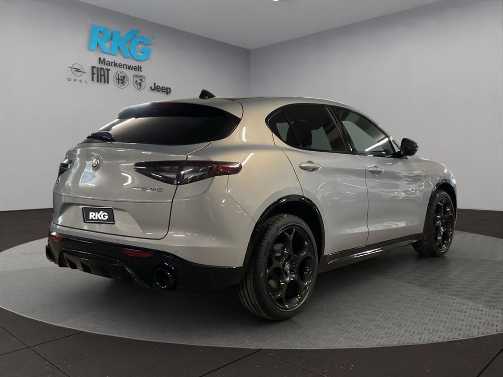 Alfa Romeo Stelvio 2025