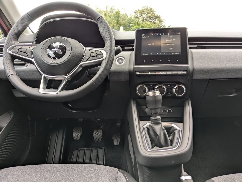 Mitsubishi Colt 2025