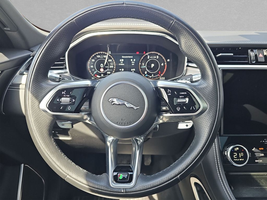 Jaguar F-Pace 2021