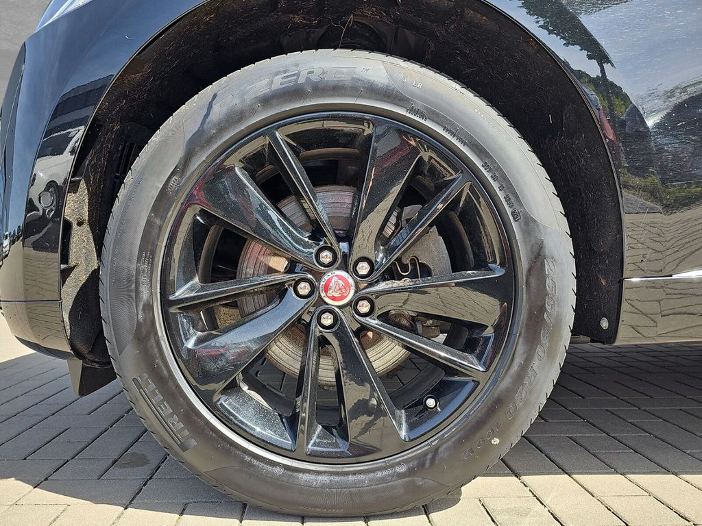 Jaguar F-Pace 2021