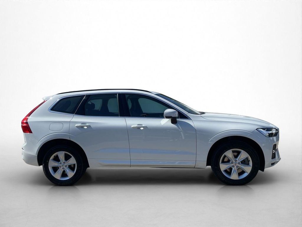Volvo XC60 2022