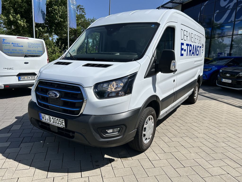 Ford Transit 2023