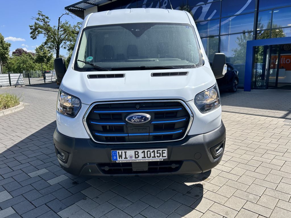 Ford Transit 2023