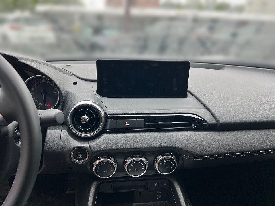 Mazda MX-5 2025
