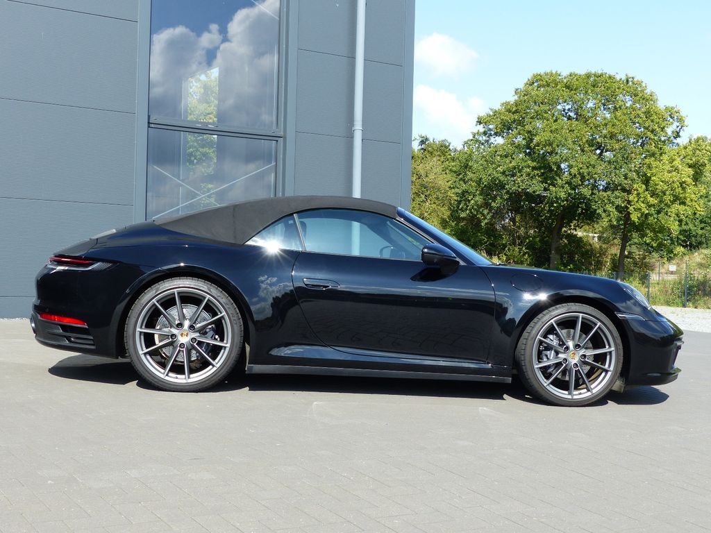 Porsche 992 2021