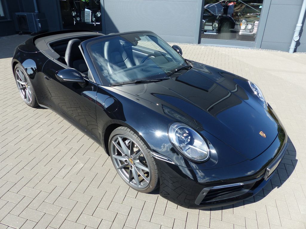 Porsche 992 2021