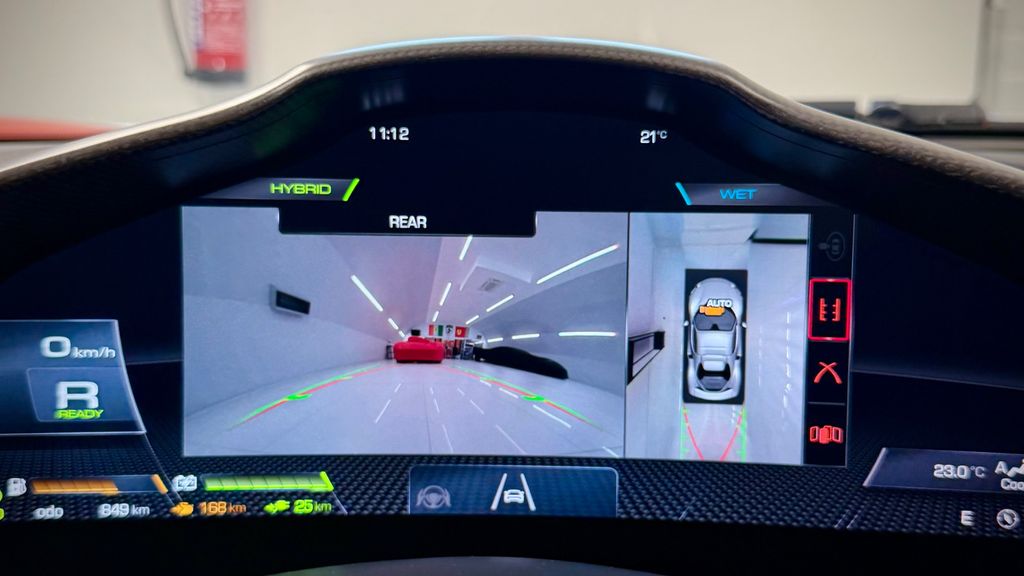 Ferrari 296 GTS 2025