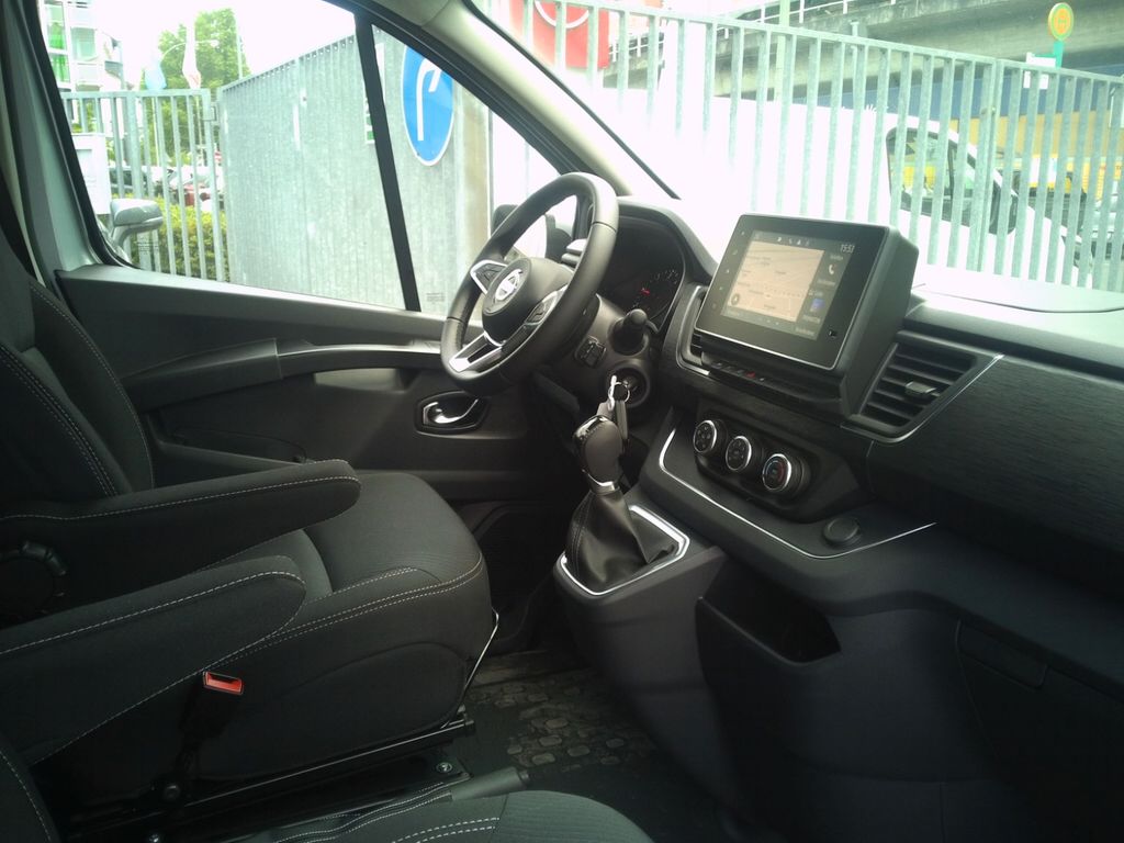 Nissan Primastar 2025