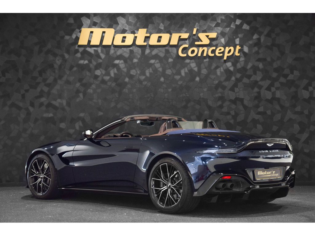 Aston Martin V8 Vantage 2022