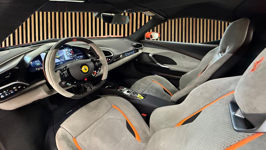 Ferrari 296 GTS 2025