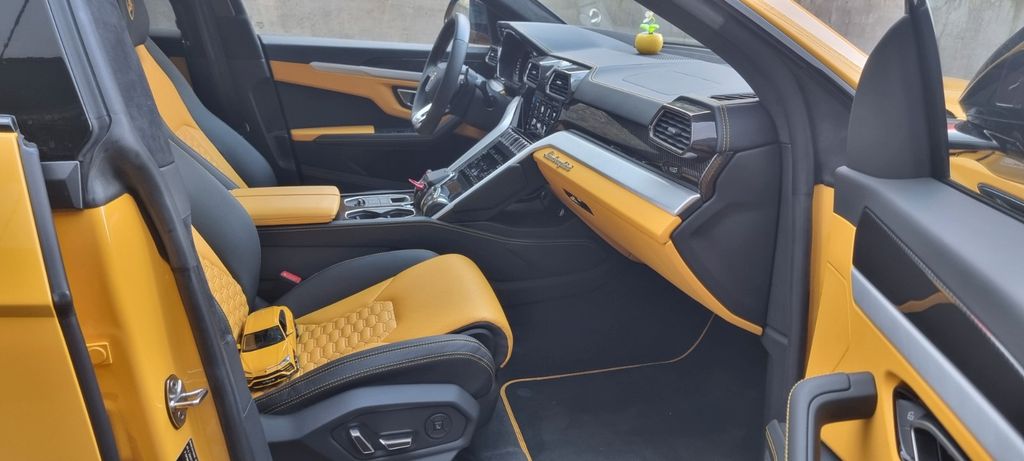 Lamborghini Urus 2020