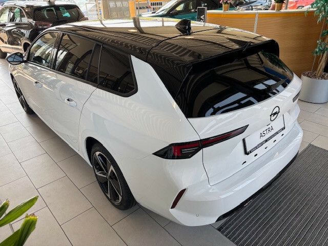 Opel Astra 2025