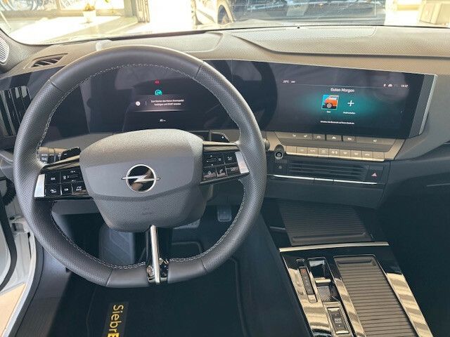 Opel Astra 2025