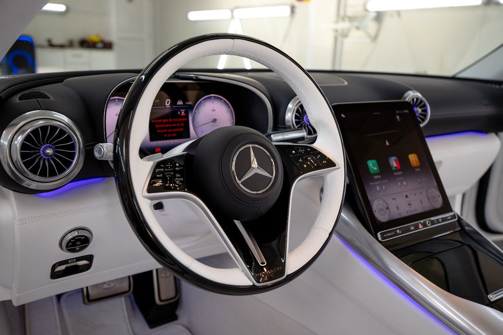 Mercedes-Benz SL 680 2025