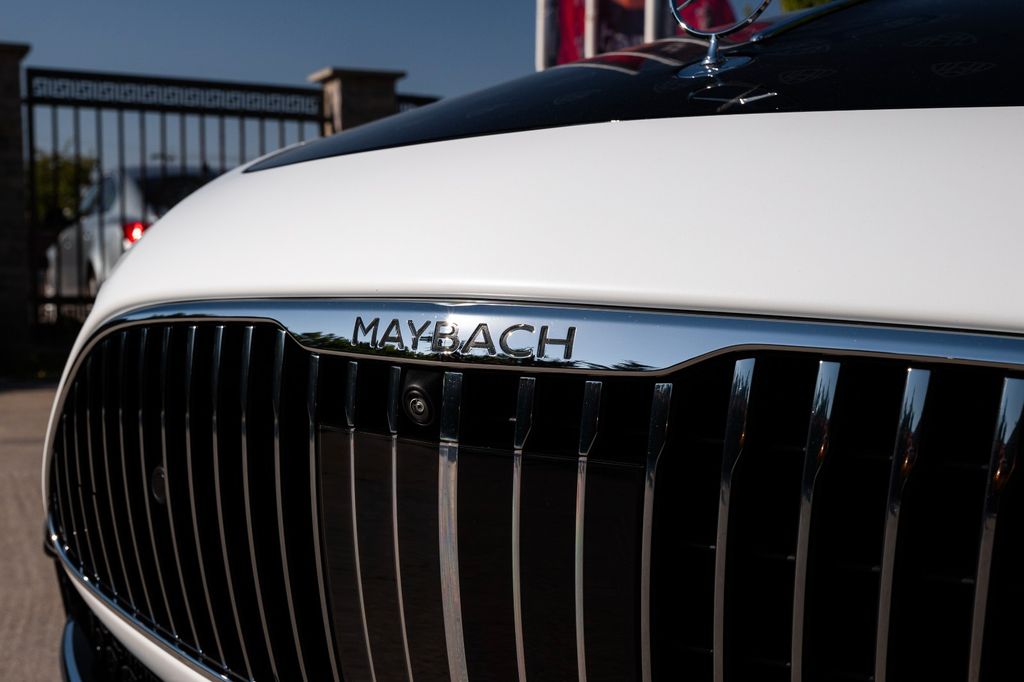 Mercedes-Benz SL 680 2025