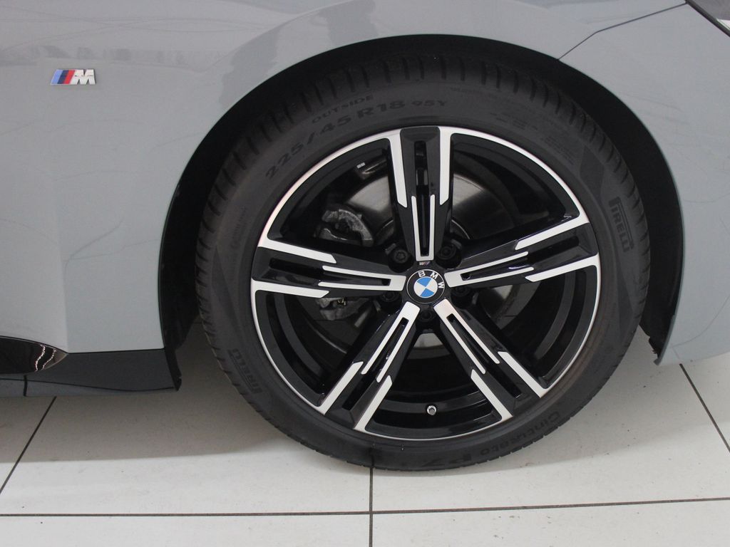 BMW 220 2024