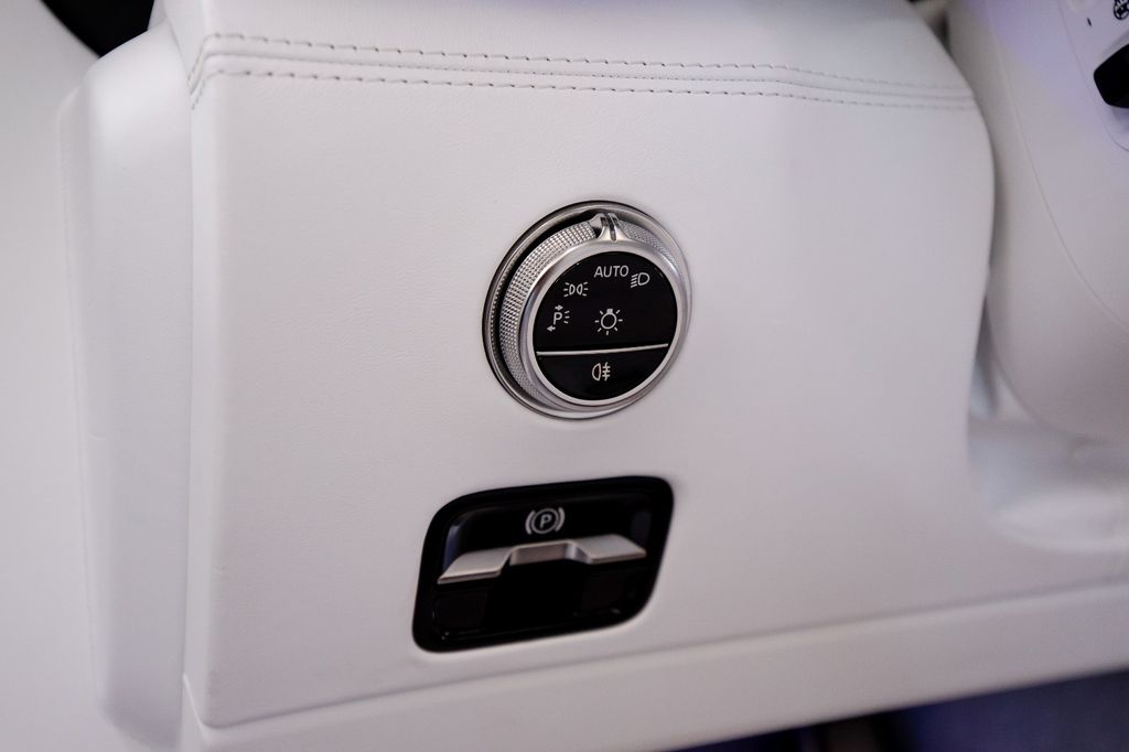 Mercedes-Benz SL 680 2025