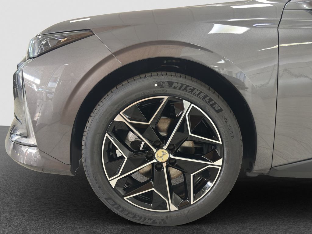 DS Automobiles DS4 2025